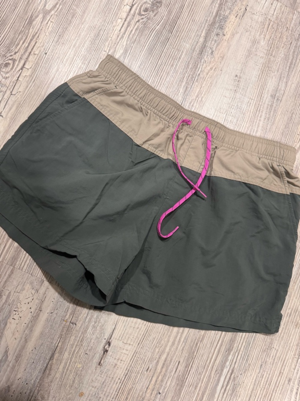 Columbia shorts
